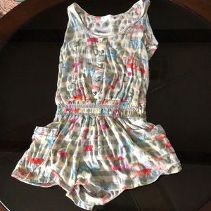 😉Monteau Flower Romper😉 Size: Small